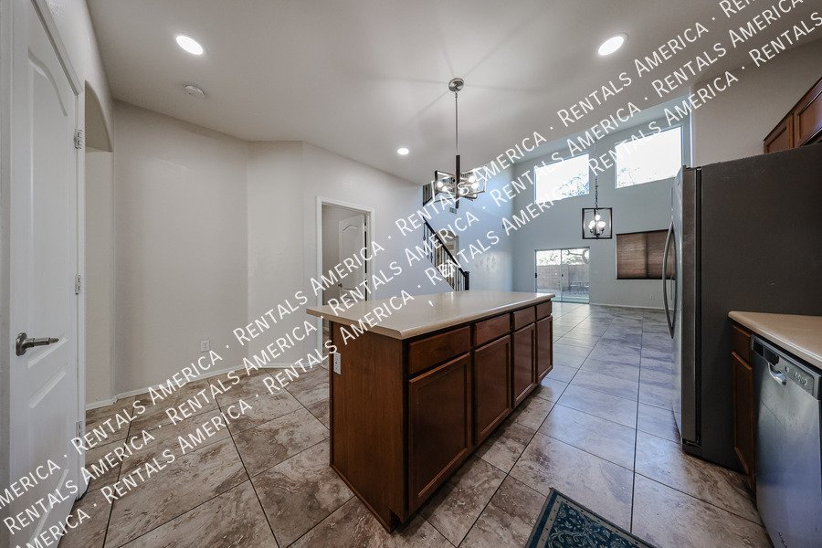 Move in Special! 4Bed 2.5Bath Community Amenities property image