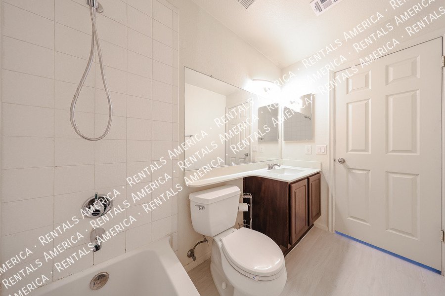 Renaissance Park Community 2-Bedroom, 2 Bath Condo property image