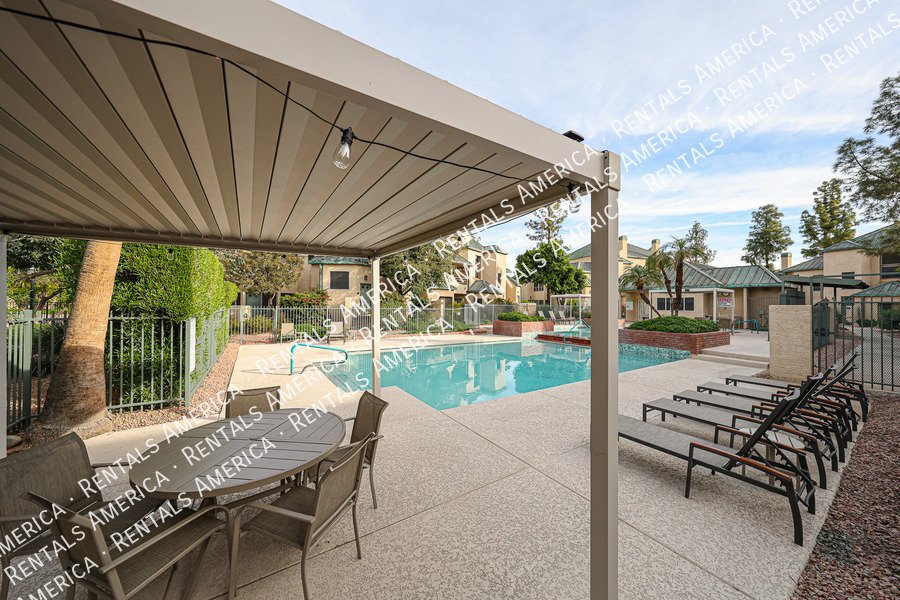 Renaissance Park Community 2-Bedroom, 2 Bath Condo property image