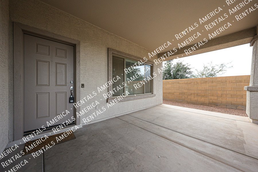 Spacious 5 bedroom home in Felty Farms!!! property image