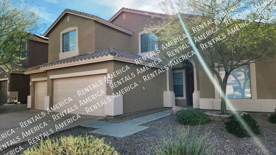 Gorgeous 4bed, 3 bath + TWO BONUS ROOMS in N Phx property image