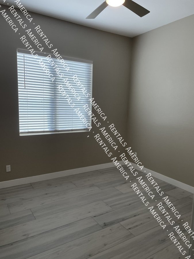 Gorgeous 3bedroom +Den home w/ Pool! property image