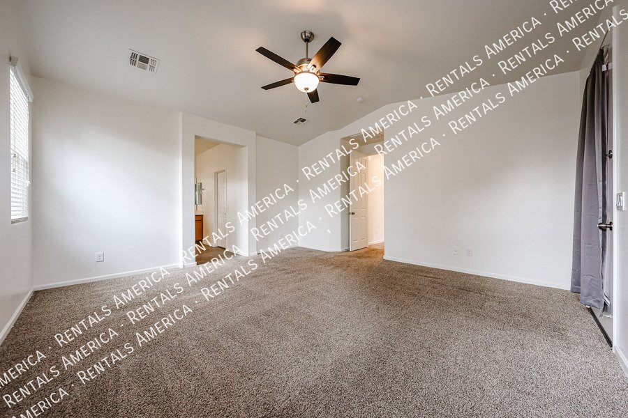 MI SPECIAL! Stunning 3 Bedroom Home property image