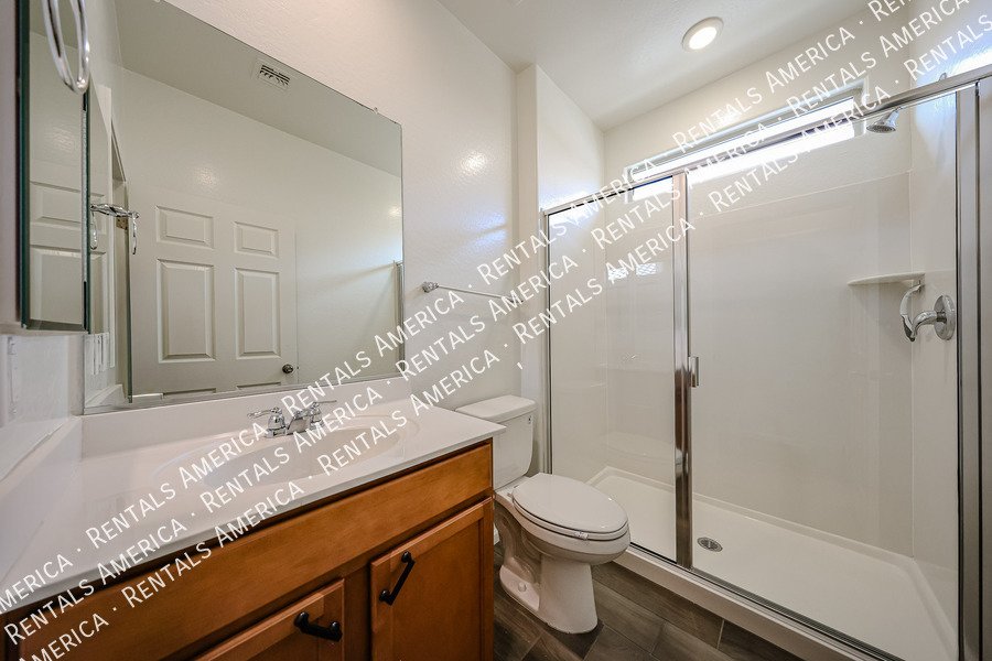 MI SPECIAL! Stunning 3 Bedroom Home property image