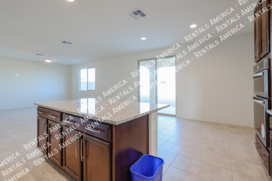 Move in Ready! & Special Offer! property image