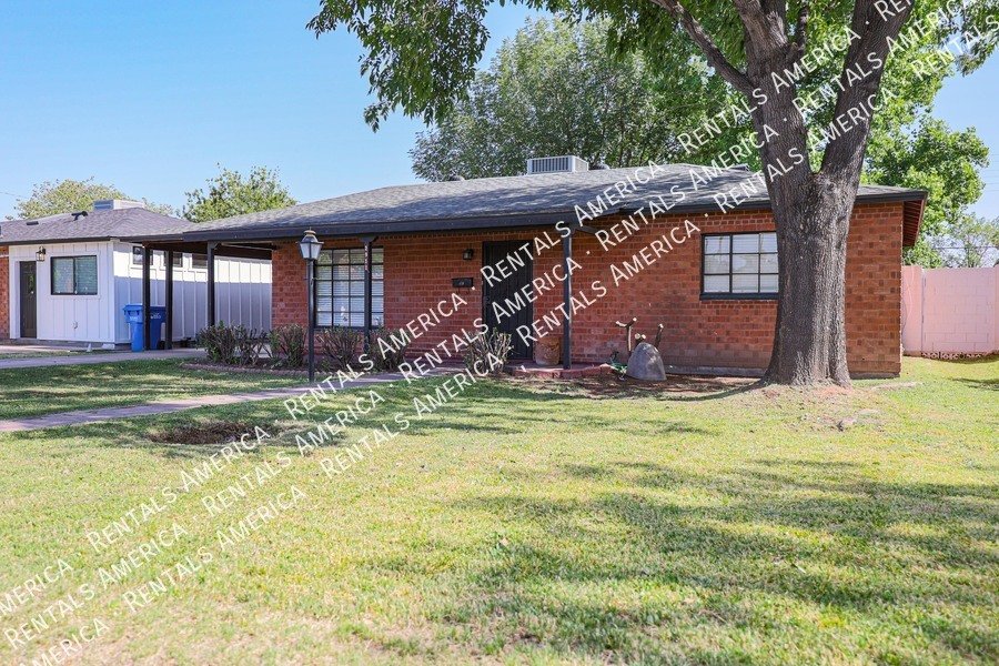 2 Bedroom/1Bath in the Heart of Phoenix! Huge backyard! property image