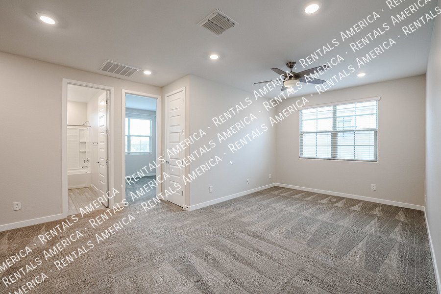 Gorgeous home in a great neighborhood property image