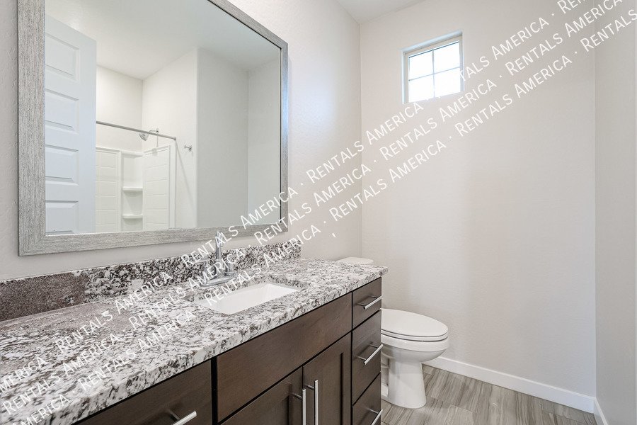 Gorgeous home in a great neighborhood property image