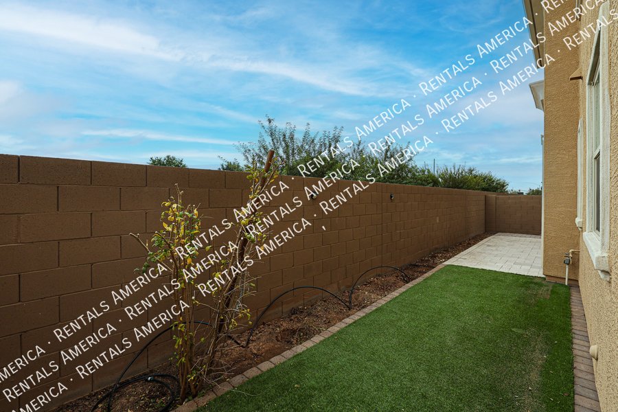 Gorgeous home in a great neighborhood property image