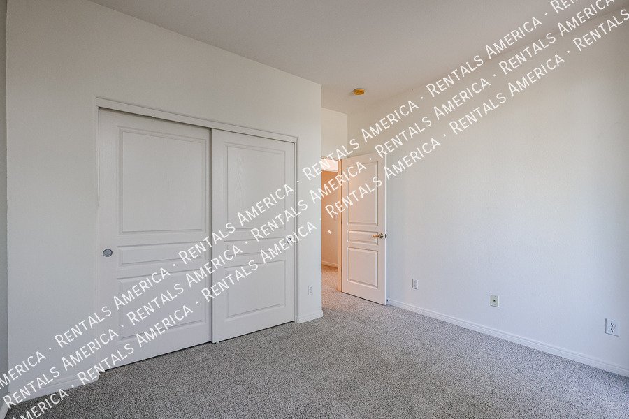 Charming Townhome in Downtown Chandler! property image