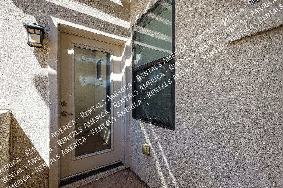 Charming Townhome in Downtown Chandler! property image