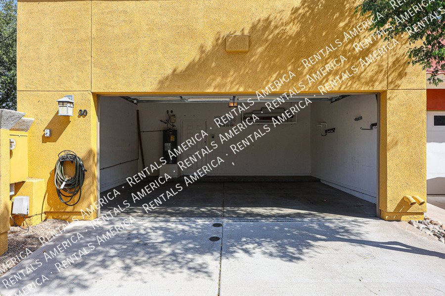 Charming Townhome in Downtown Chandler! property image