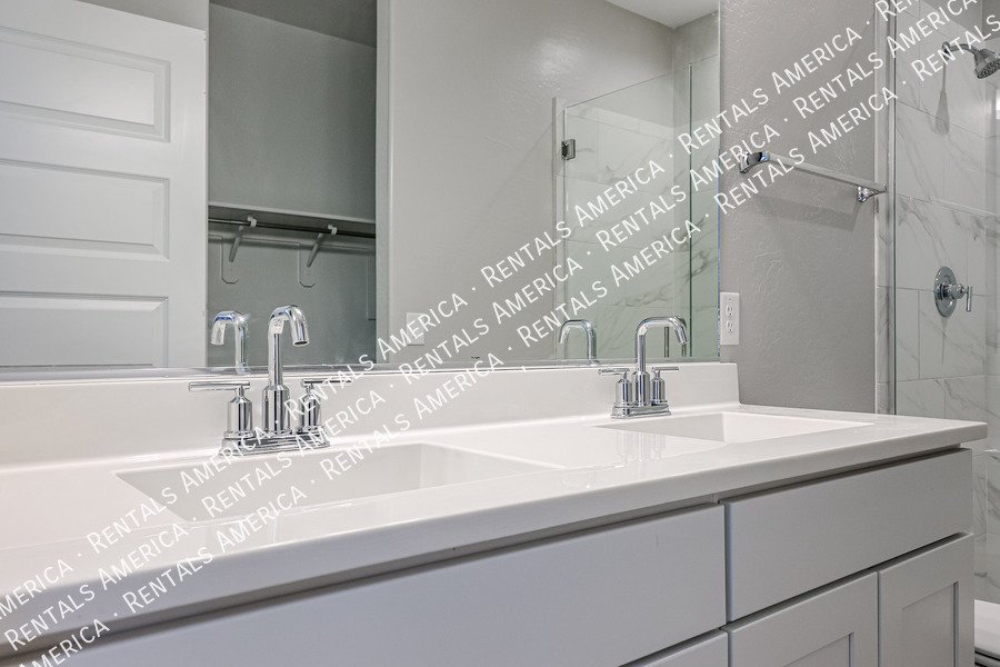 Available! 3 bed/2 bath in Lucero at Estrella Mountains property image