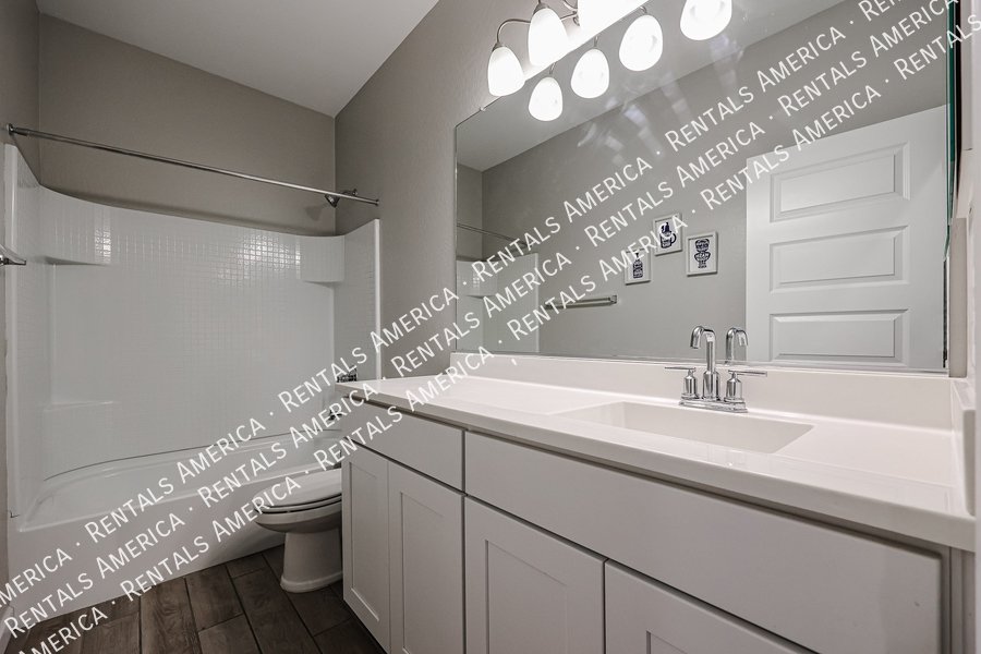 Available! 3 bed/2 bath in Lucero at Estrella Mountains property image