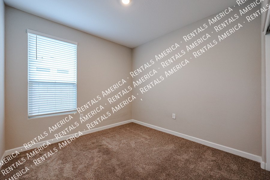 Available! 3 bed/2 bath in Lucero at Estrella Mountains property image