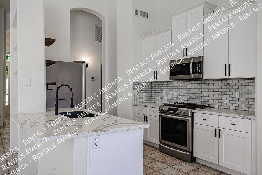 3 BR WITH A POOL IN IRONWOOD PASS @ LAS SENDAS property image