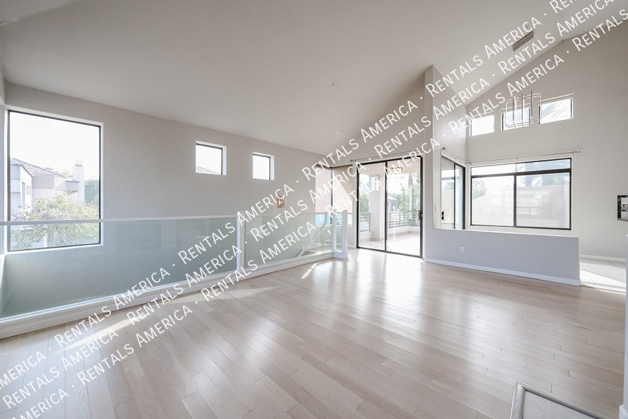 Stunning Scottsdale Condo property image