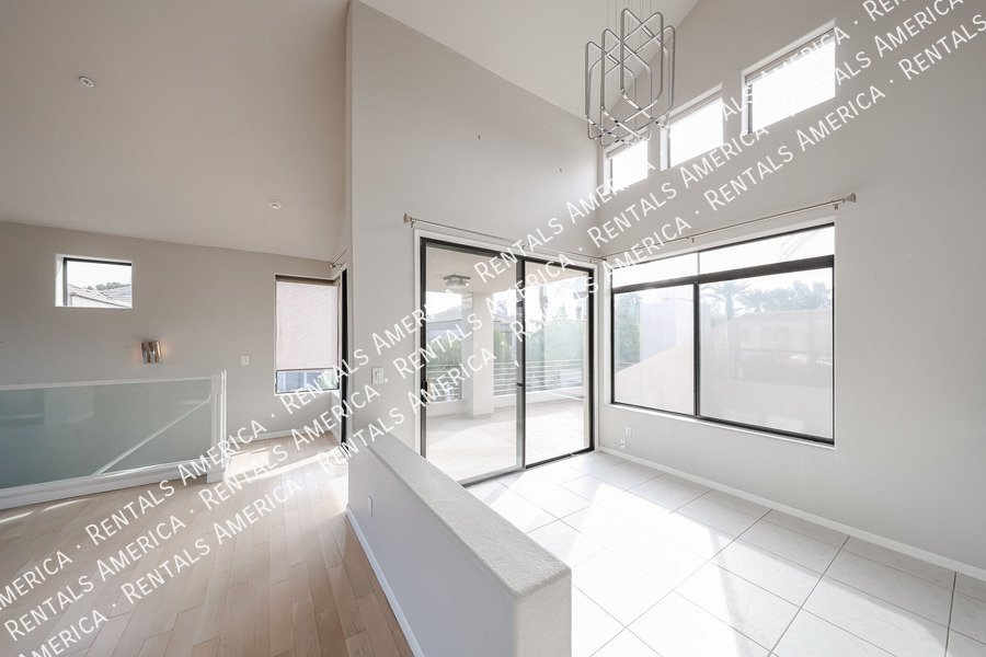 Stunning Scottsdale Condo property image