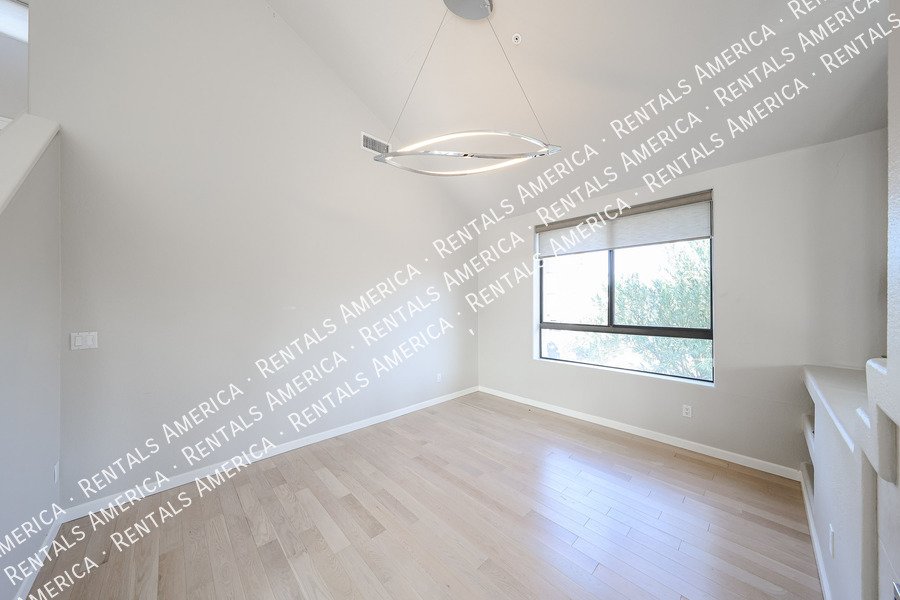 Stunning Scottsdale Condo property image