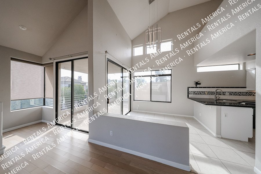 Stunning Scottsdale Condo property image