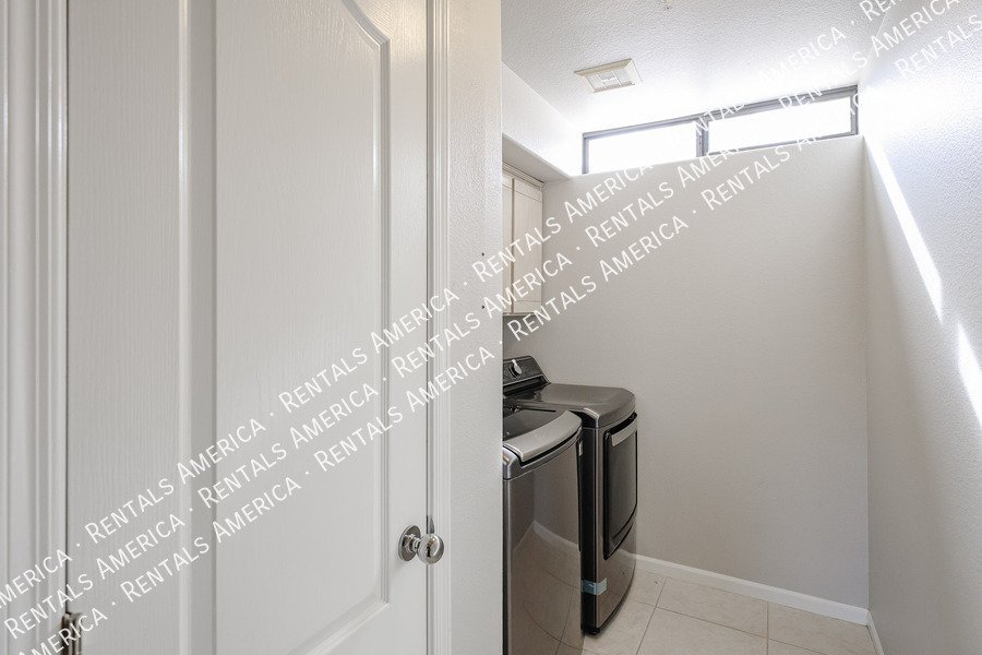 Stunning Scottsdale Condo property image