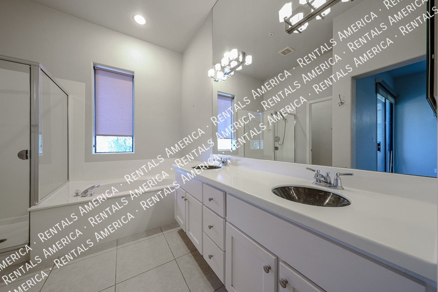 Stunning Scottsdale Condo property image