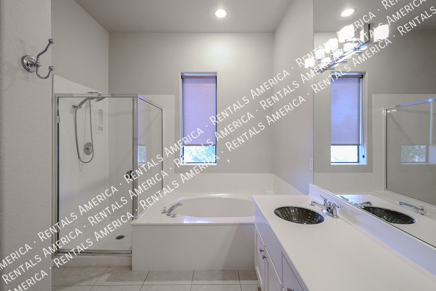 Stunning Scottsdale Condo property image