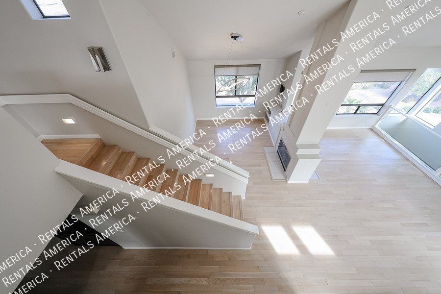 Stunning Scottsdale Condo property image