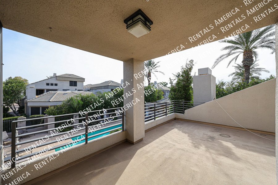 Stunning Scottsdale Condo property image