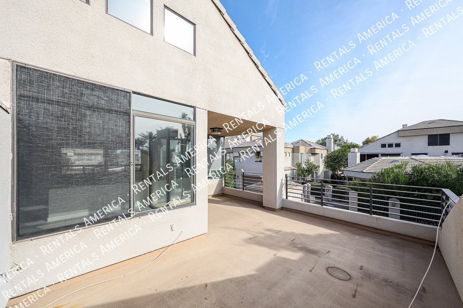 Stunning Scottsdale Condo property image