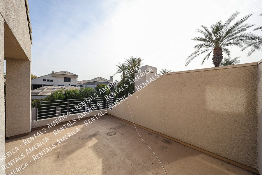 Stunning Scottsdale Condo property image