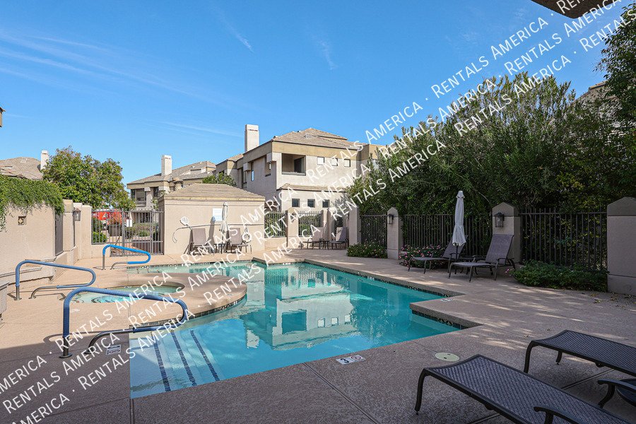 Stunning Scottsdale Condo property image