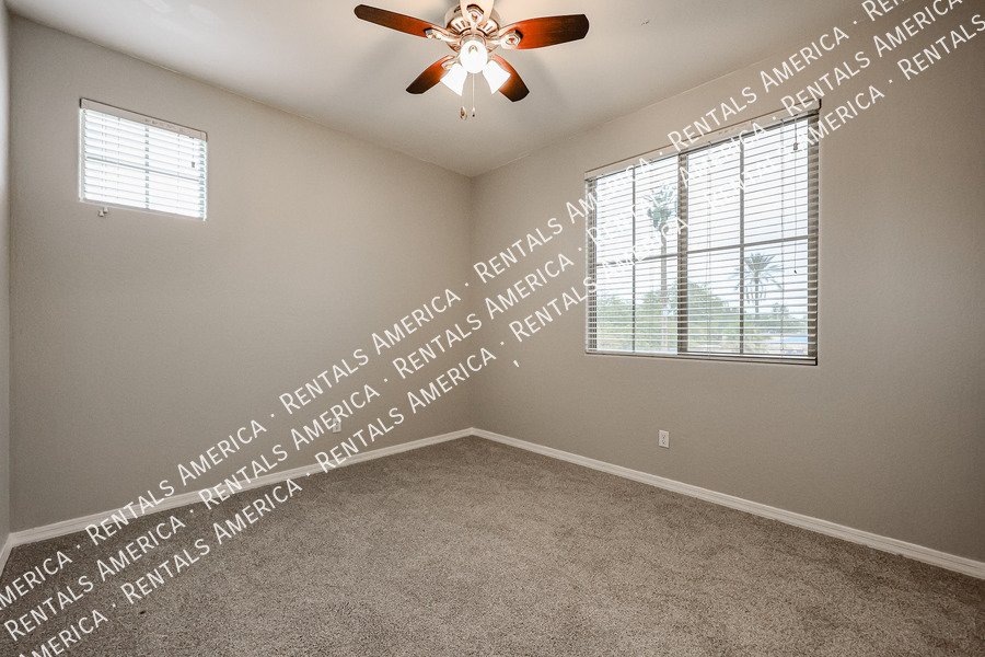 Available! Chandler 3 bed + Loft, 2.5 bath property image