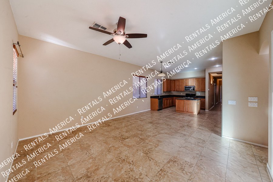 8351 W Rosewood Ln property image