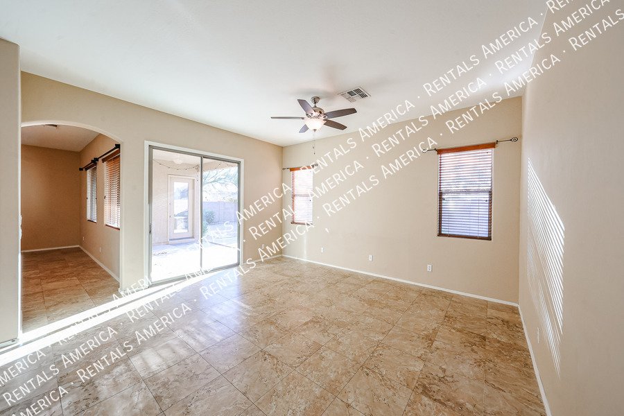 8351 W Rosewood Ln property image