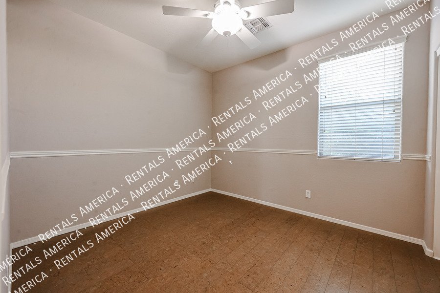 8351 W Rosewood Ln property image