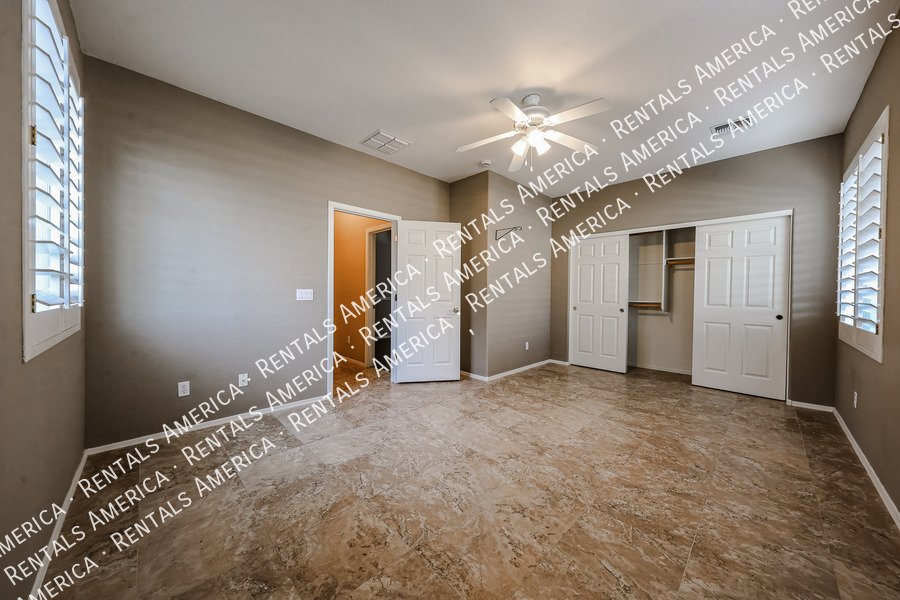 8351 W Rosewood Ln property image