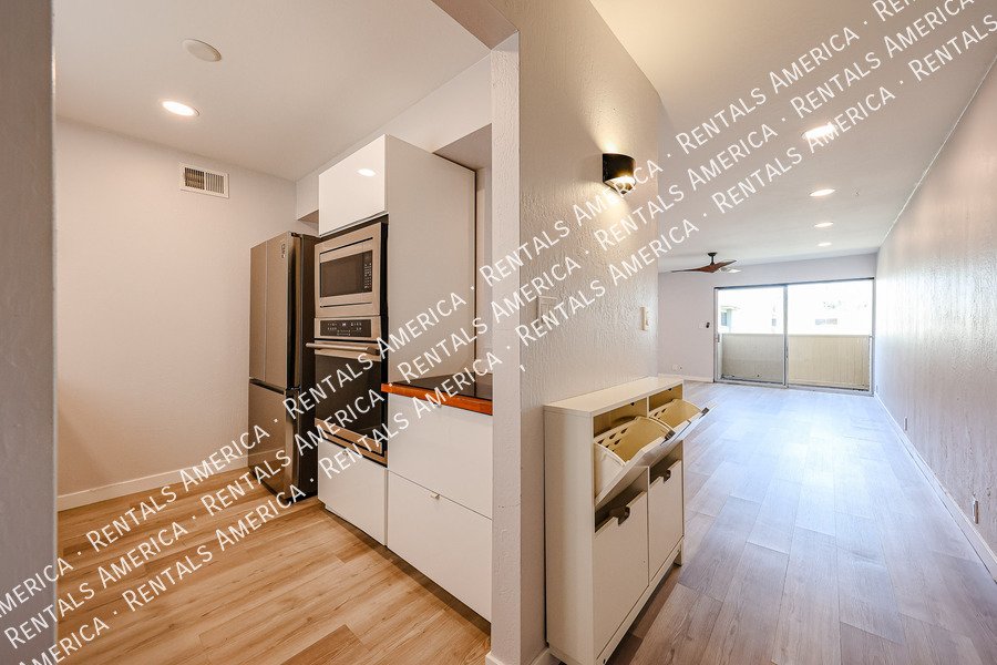 4630 N 68th St property image