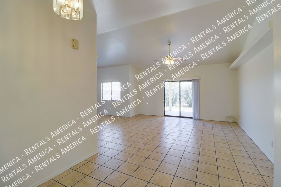 3 Bed 2 Bath in Coolidge property image