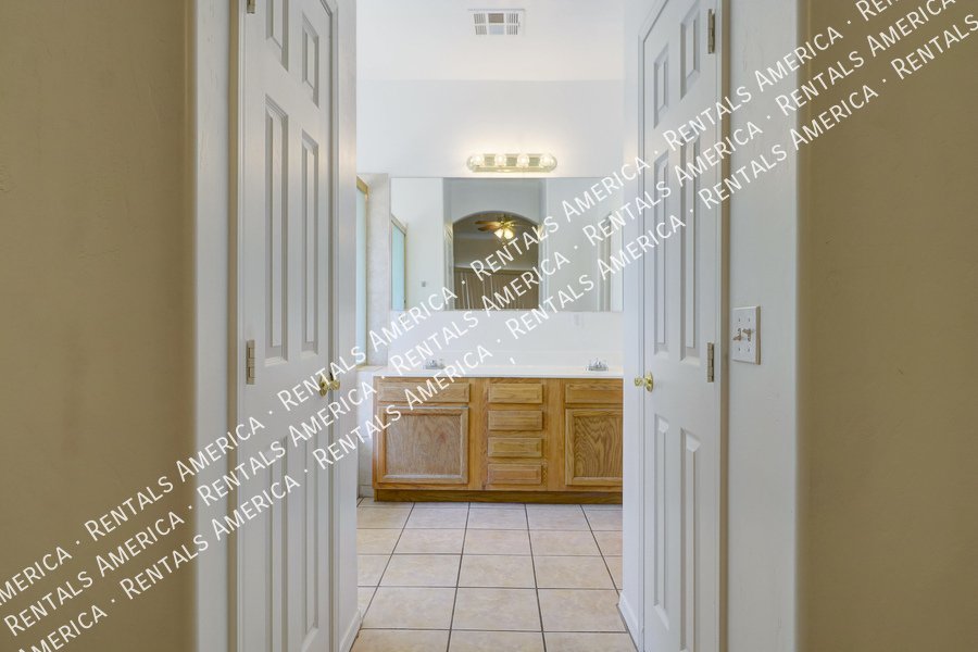 3 Bed 2 Bath in Coolidge property image