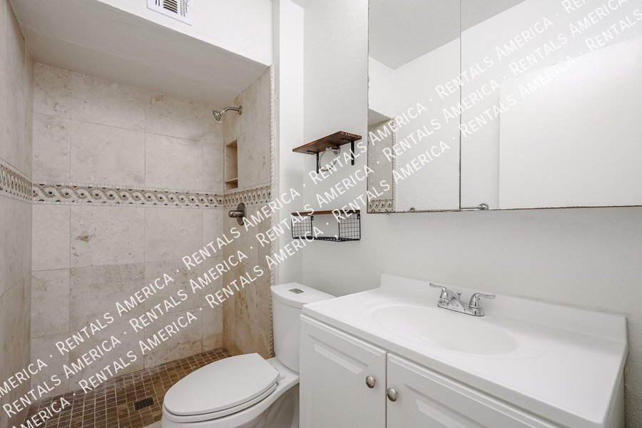 3/2 Bath Townhouse  in Beautiful Mesa Riverview Area property image