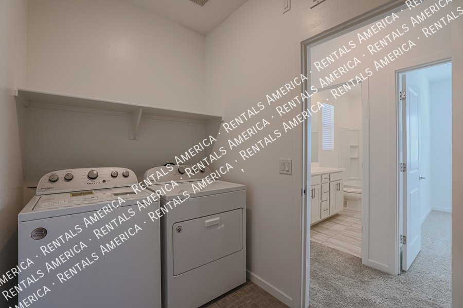 Beautiful Home With Appliances property image