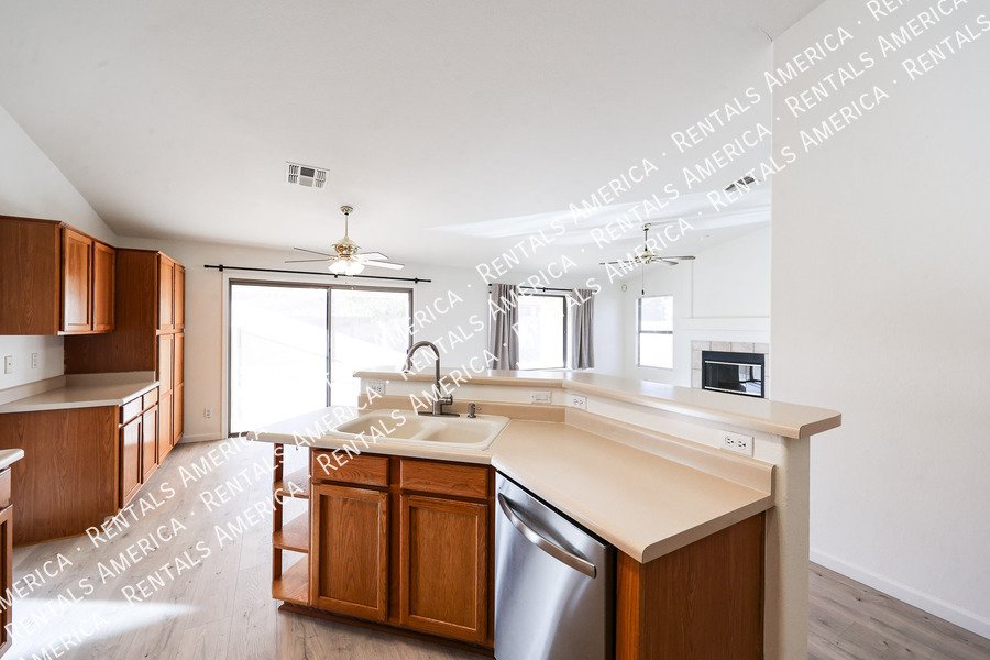 6911 W Monte Lindo property image