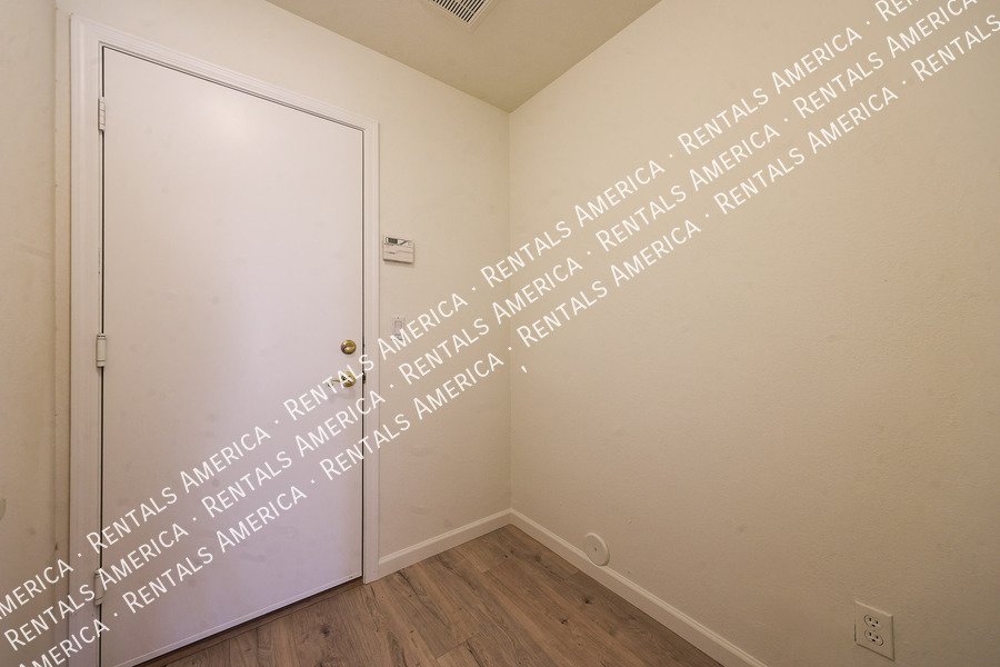 6911 W Monte Lindo property image