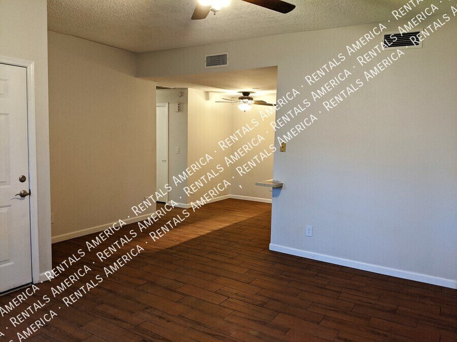 8888 N 47th Ave property image