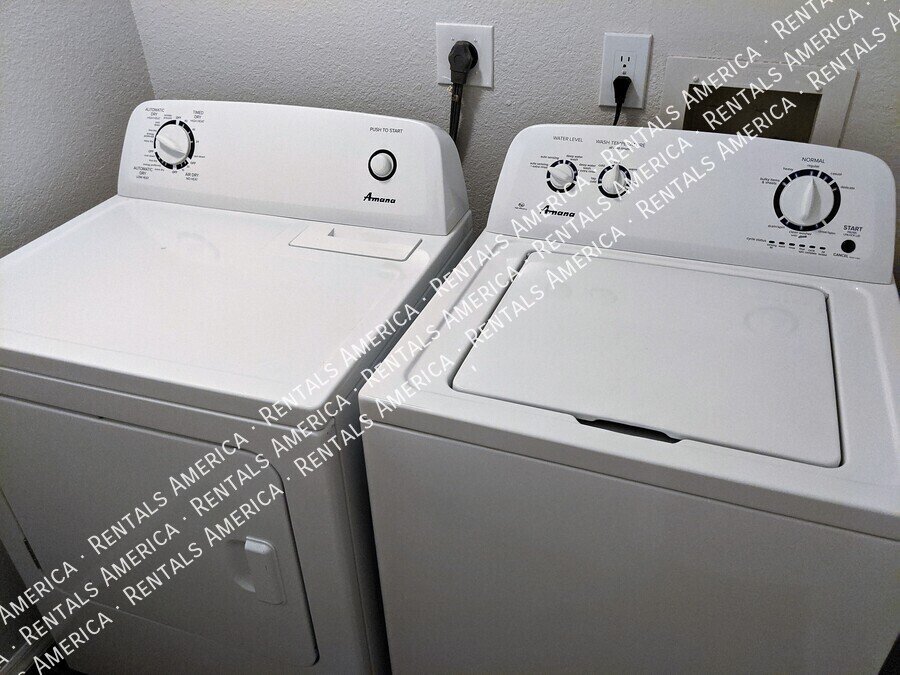 8888 N 47th Ave property image