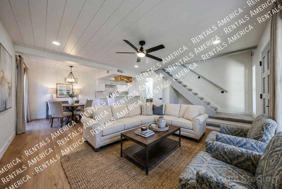 8821 S 48th St property image