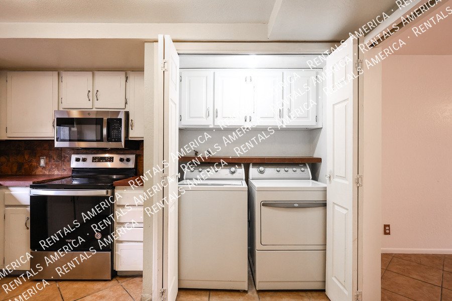 2-Bedroom Condo in Heart of Old Town Scottsdale! property image