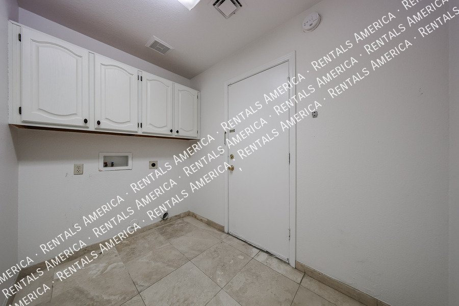 Lakeview Home in Stonebridge Lakes property image