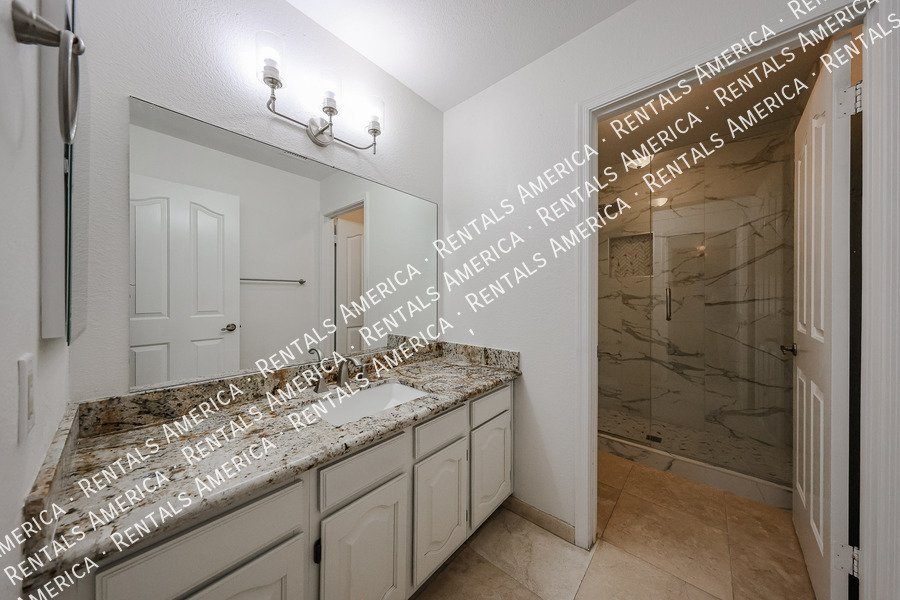 Lakeview Home in Stonebridge Lakes property image